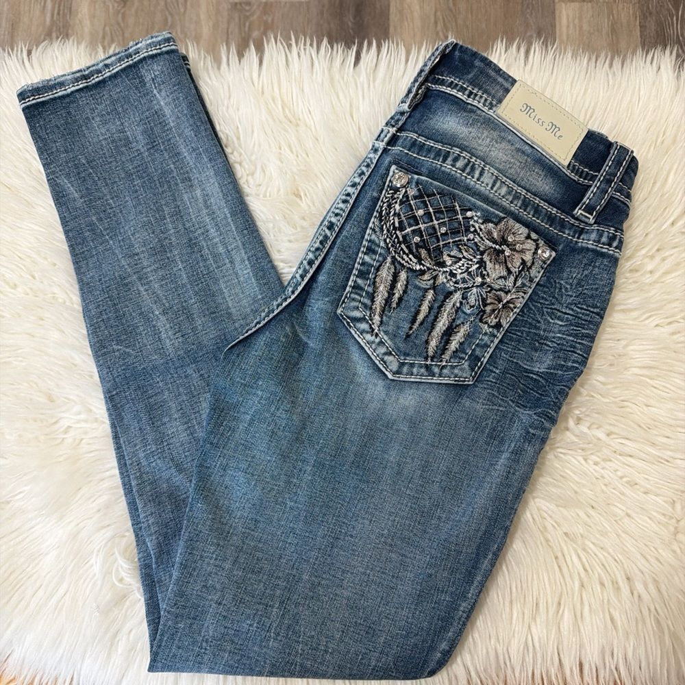 Miss Me Women's Jeans with Floral Embroidery Size 28